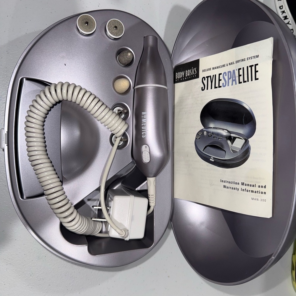 Homedics StyleSpa Elite in Silver